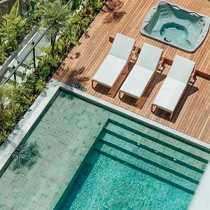 Wake Living 4*, Medellín Colombia